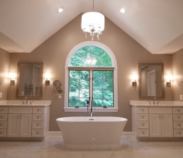 Timonium Master Bathroom Free Standing Tub